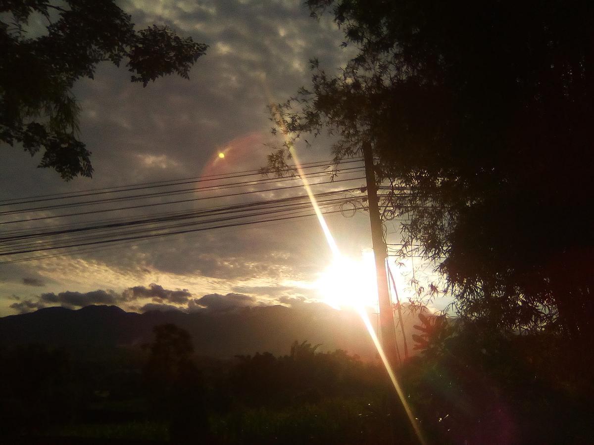 Chilling Hill Guesthouse ปาย ภายนอก รูปภาพ